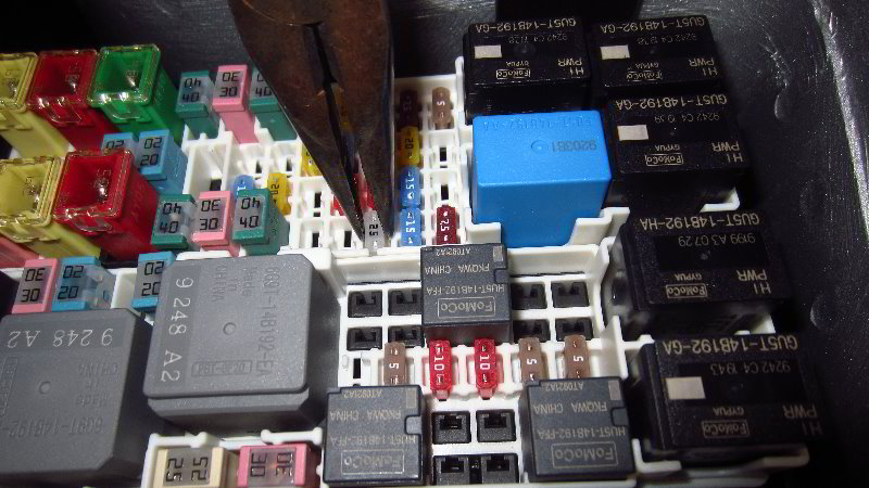 Ford-EcoSport-Electrical-Fuse-Replacement-Guide-021