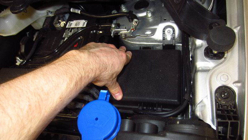 Ford-EcoSport-Electrical-Fuse-Replacement-Guide-035