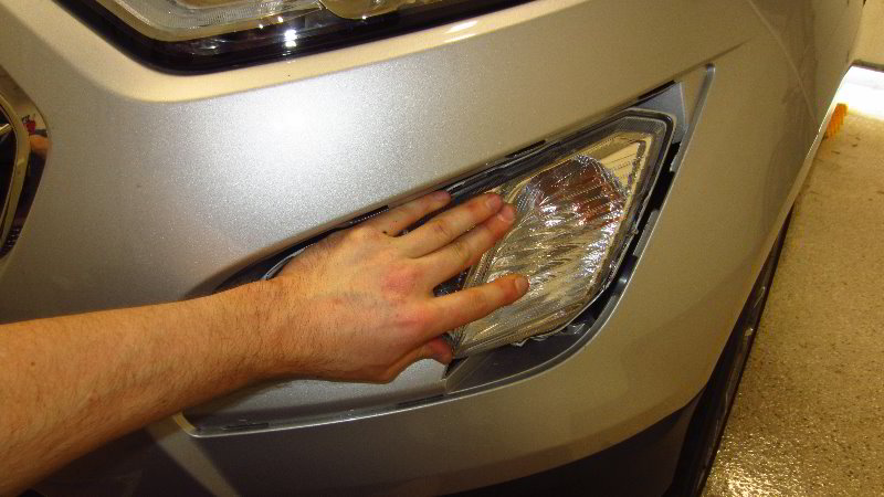 Ford-EcoSport-Front-Turn-Signal-Light-Bulbs-Replacement-Guide-023