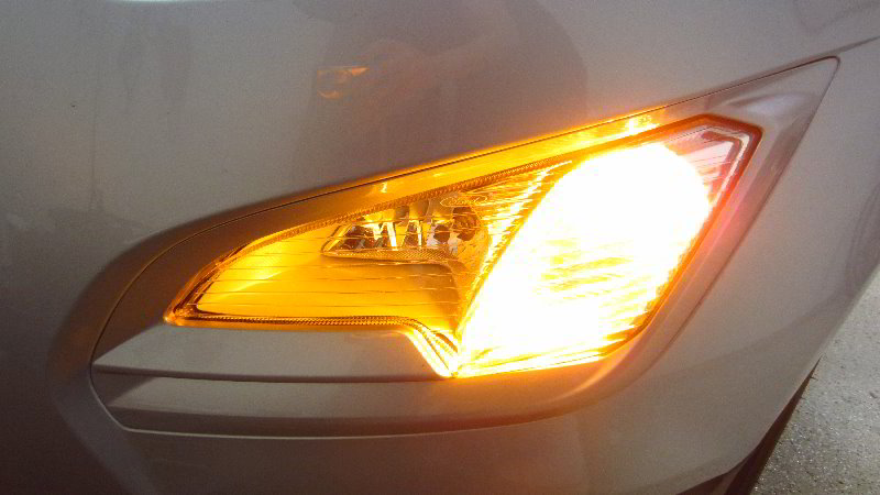 Ford-EcoSport-Front-Turn-Signal-Light-Bulbs-Replacement-Guide-030