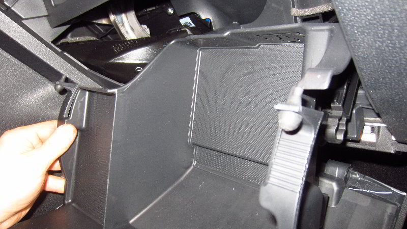 Ford-EcoSport-Glove-Box-Light-Bulb-Replacement-Guide-010
