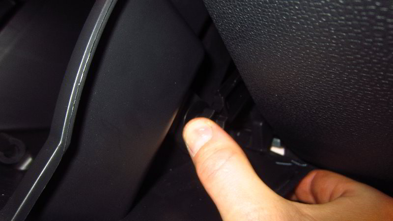 Ford-EcoSport-Glove-Box-Light-Bulb-Replacement-Guide-024