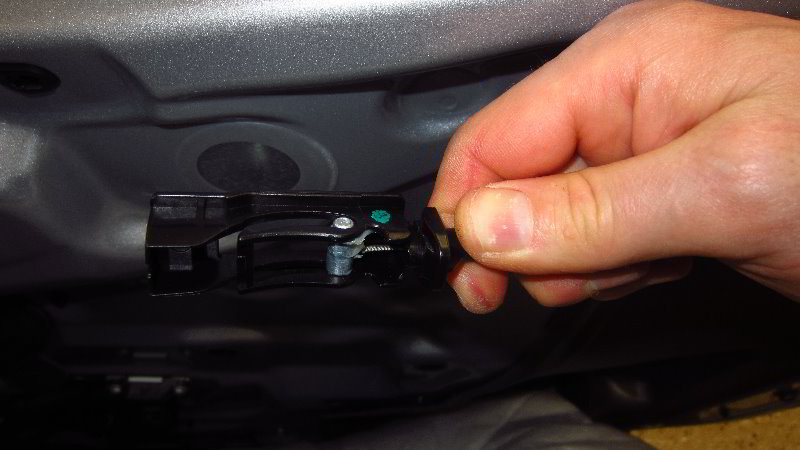 Ford-EcoSport-Interior-Door-Panel-Removal-Guide-025