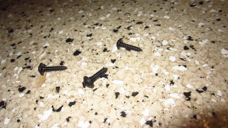 Ford-EcoSport-Interior-Door-Panel-Removal-Guide-038