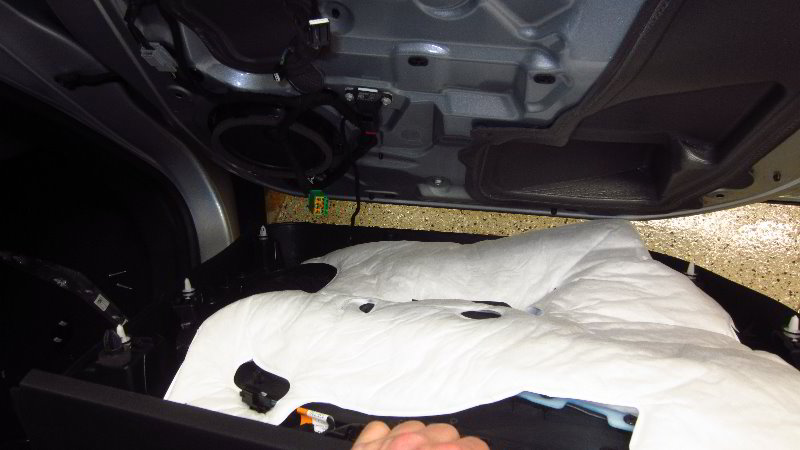 Ford-EcoSport-Interior-Door-Panel-Removal-Guide-040