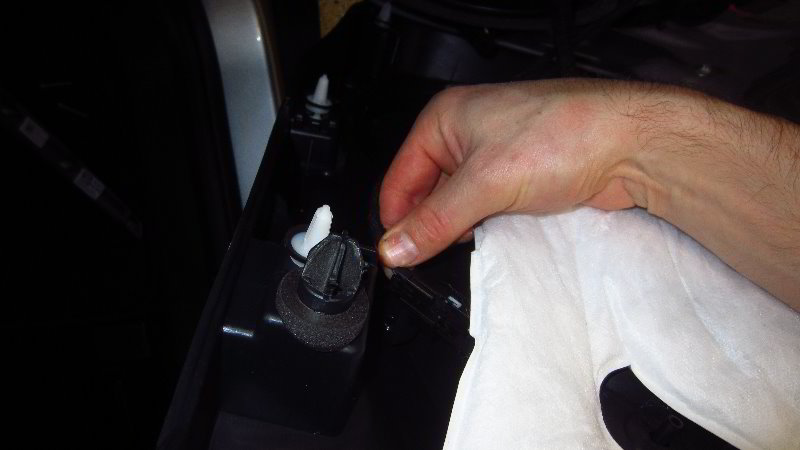 Ford-EcoSport-Interior-Door-Panel-Removal-Guide-041