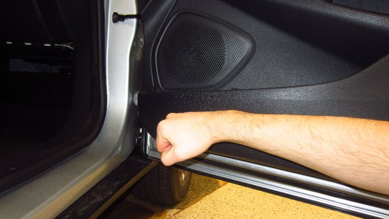 Ford-EcoSport-Interior-Door-Panel-Removal-Guide-049