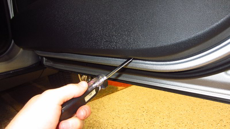 Ford-EcoSport-Interior-Door-Panel-Removal-Guide-051