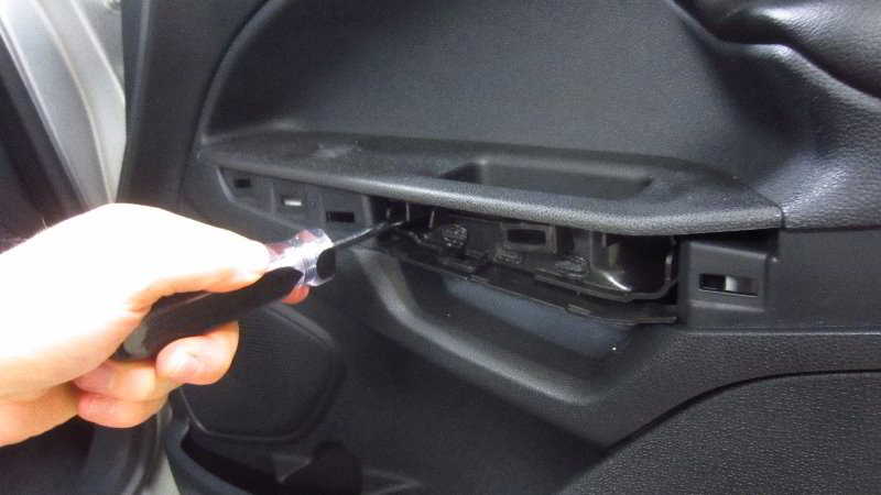 Ford-EcoSport-Interior-Door-Panel-Removal-Guide-052