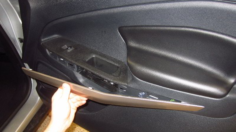 Ford-EcoSport-Interior-Door-Panel-Removal-Guide-057