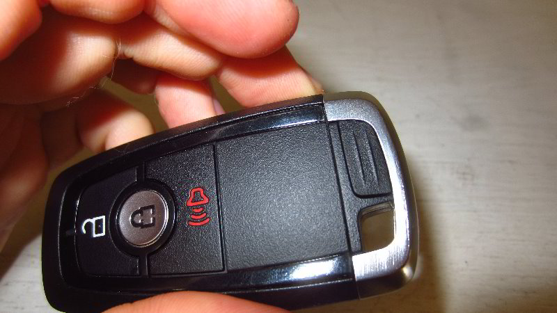 Ford-EcoSport-Key-Fob-Battery-Replacement-Guide-003