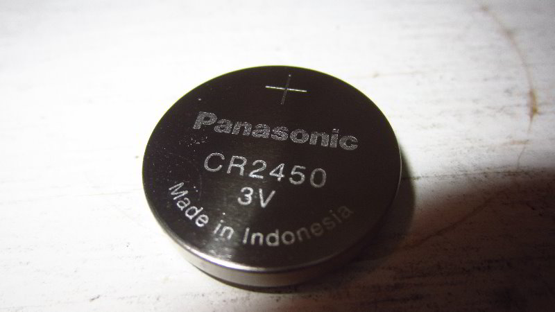 Ford-EcoSport-Key-Fob-Battery-Replacement-Guide-013