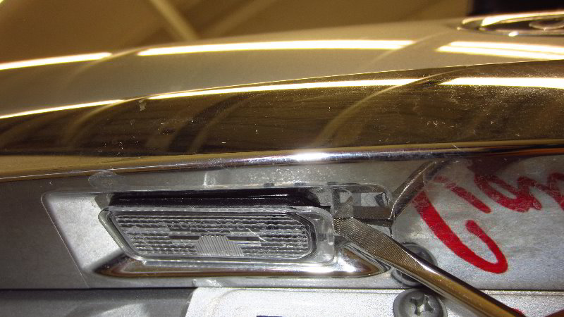 Ford-EcoSport-License-Plate-Light-Bulbs-Replacement-Guide-008