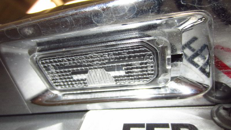 Ford-EcoSport-License-Plate-Light-Bulbs-Replacement-Guide-017