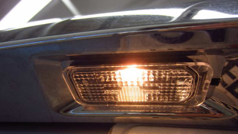 Ford-EcoSport-License-Plate-Light-Bulbs-Replacement-Guide-021
