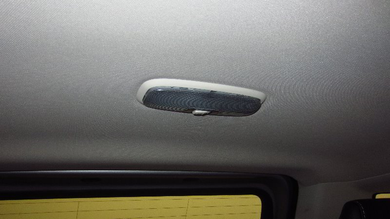 Ford-EcoSport-Rear-Dome-Light-Bulb-Replacement-Guide-001