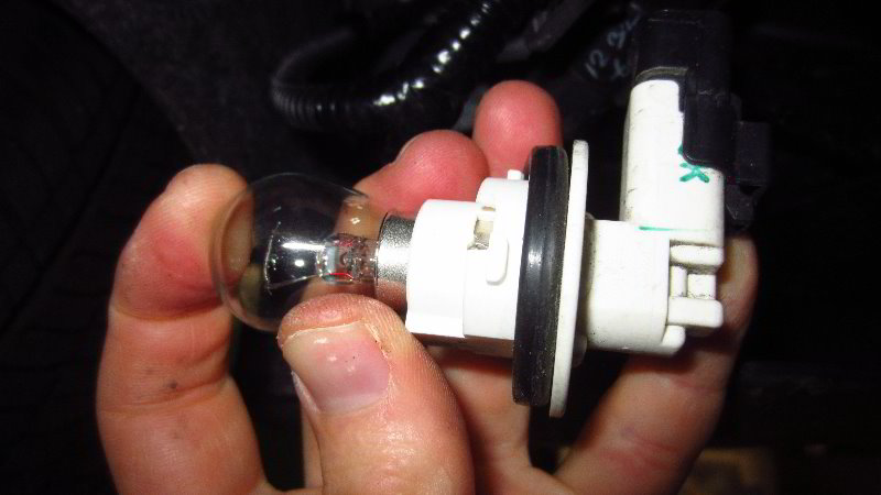 Ford-EcoSport-Reverse-Light-Bulbs-Replacement-Guide-011
