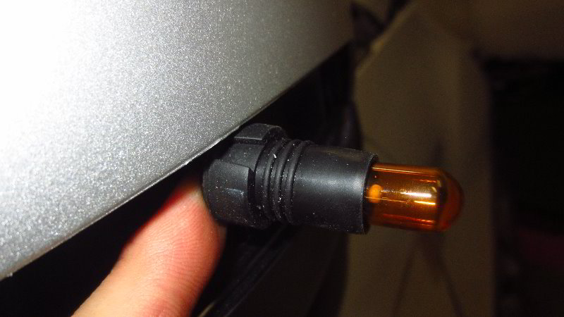 Ford-EcoSport-Side-View-Mirror-Turn-Signal-Light-Bulb-Replacement-Guide-018