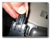 Ford-Edge-Front-Door-Speaker-Replacement-Guide-021