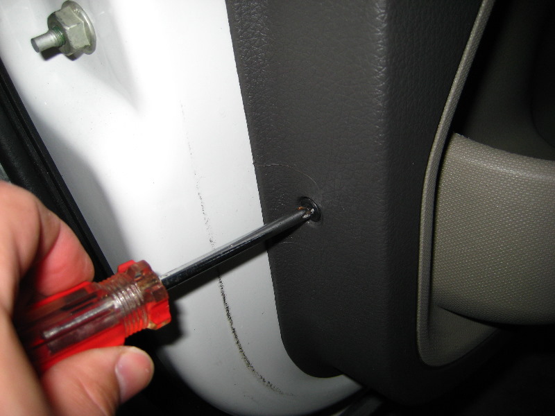 Ford-Edge-Power-Window-Motor-Replacement-Guide-007