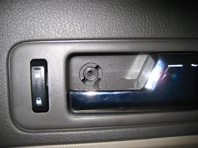 Ford-Edge-Power-Window-Motor-Replacement-Guide-011