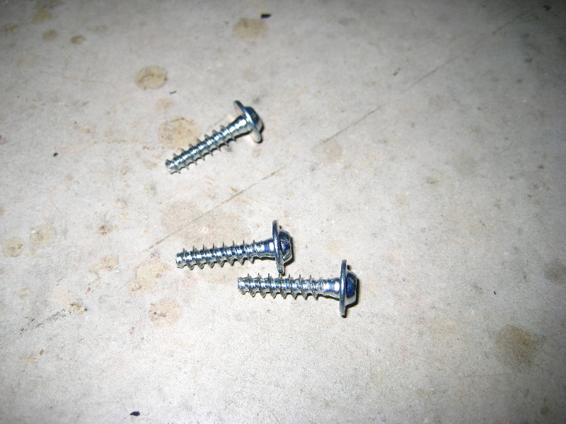 Ford-Edge-Power-Window-Motor-Replacement-Guide-034