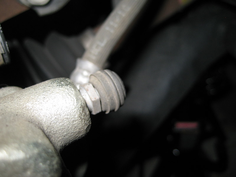 Ford-Escape-Front-Brake-Pads-Replacement-Guide-043