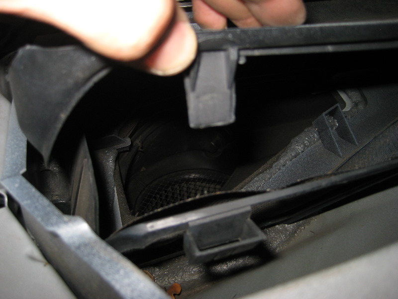 Replacing cabin air filter 2008 ford escape #5
