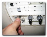 Ford-Escape-Overhead-Dome-Light-Bulbs-Replacement-Guide-006
