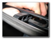 Ford-Escape-Rear-Wiper-Blade-Replacement-Guide-002