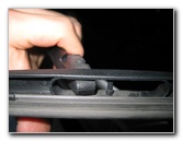 Ford-Escape-Rear-Wiper-Blade-Replacement-Guide-004