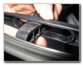 Ford-Escape-Rear-Wiper-Blade-Replacement-Guide-009