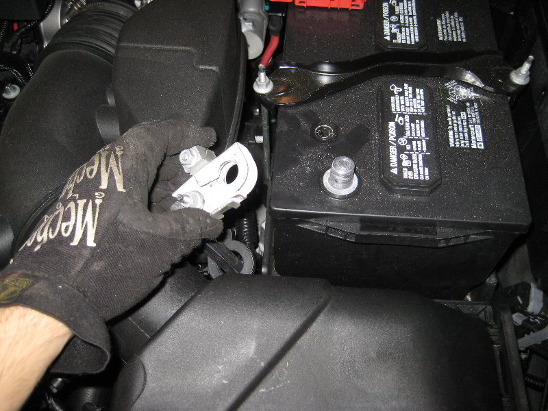 Ford-Explorer-12V-Automotive-Battery-Replacement-Guide-003