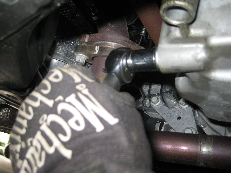 Ford-Explorer-Duratec-35-Oil-Change-Filter-Replacement-Guide-010