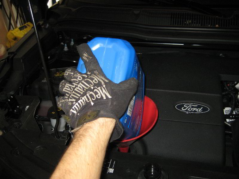 Ford-Explorer-Duratec-35-Oil-Change-Filter-Replacement-Guide-018