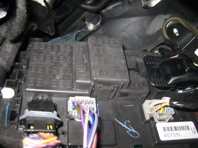 Ford-Explorer-Electrical-Fuse-Replacement-Guide-009