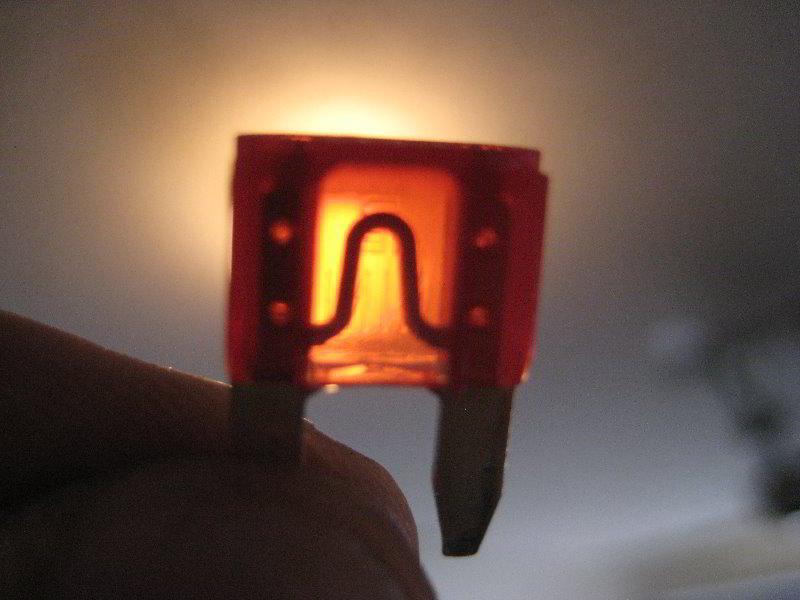 Ford-Explorer-Electrical-Fuse-Replacement-Guide-014