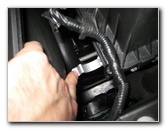 Ford-Explorer-Engine-Air-Filter-Replacement-Guide-003