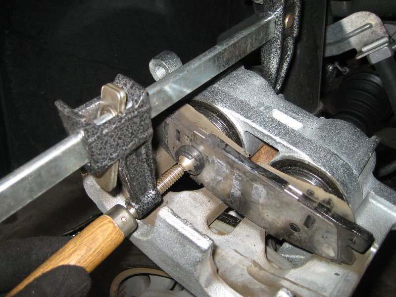 Ford-Explorer-Front-Brake-Pads-Replacement-Guide-020