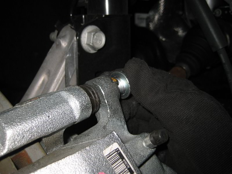 Ford-Explorer-Front-Brake-Pads-Replacement-Guide-027