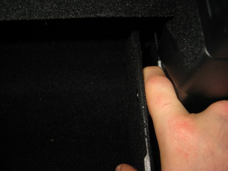 Ford-Explorer-HVAC-Cabin-Air-Filter-Replacement-Guide-005