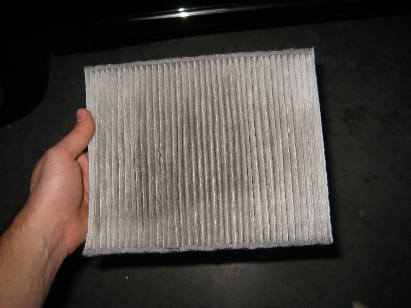 Ford-Explorer-HVAC-Cabin-Air-Filter-Replacement-Guide-022