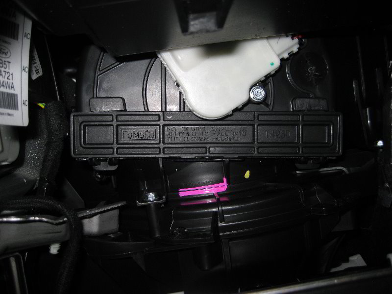 Ford-Explorer-HVAC-Cabin-Air-Filter-Replacement-Guide-030