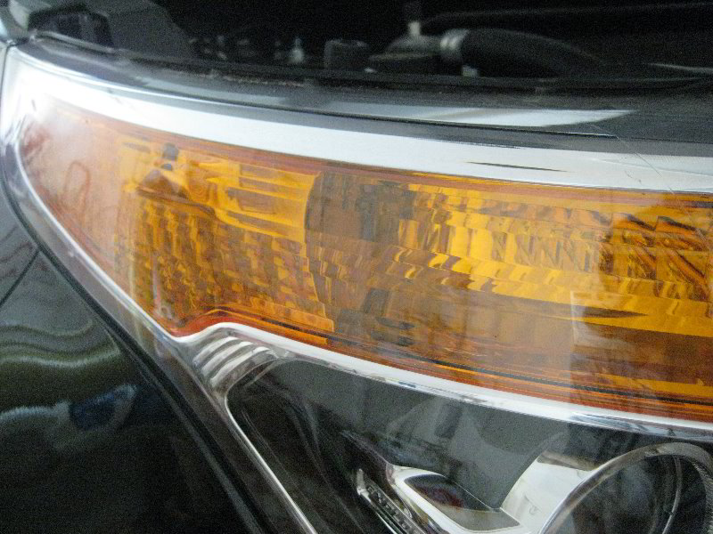 Ford-Explorer-Headlight-Bulbs-Replacement-Guide-014