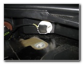 Ford-Explorer-Headlight-Bulbs-Replacement-Guide-030