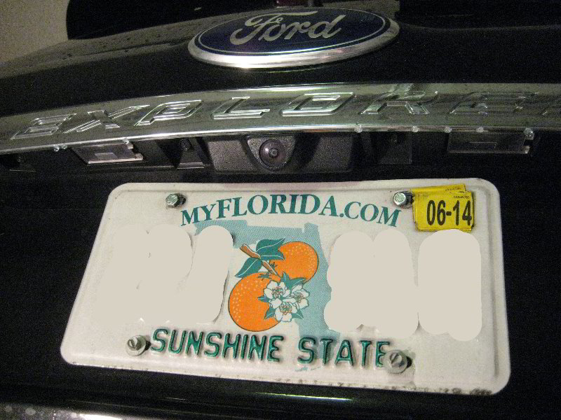 Ford-Explorer-License-Plate-Light-Bulbs-Replacement-Guide-001