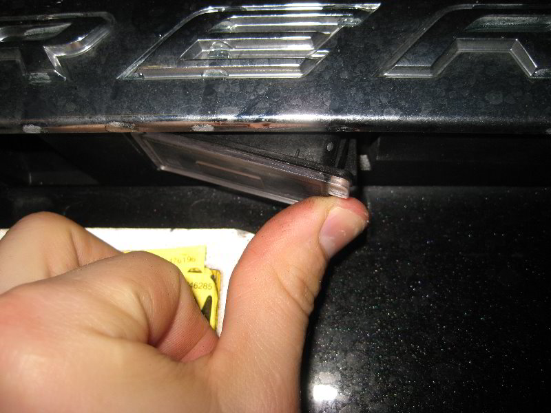 Ford-Explorer-License-Plate-Light-Bulbs-Replacement-Guide-011