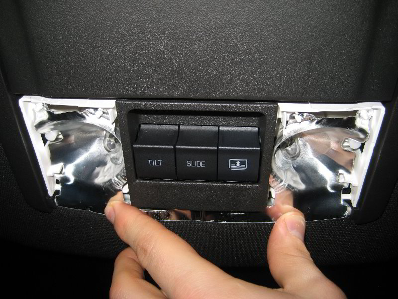 Ford-Explorer-Map-Light-Bulbs-Replacement-Guide-012