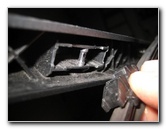 Ford-Explorer-Rear-Window-Wiper-Blade-Replacement-Guide-009