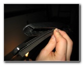 Ford-Explorer-Rear-Window-Wiper-Blade-Replacement-Guide-012